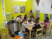 Výtvarná dílna p.Junová - dárek pro maminku